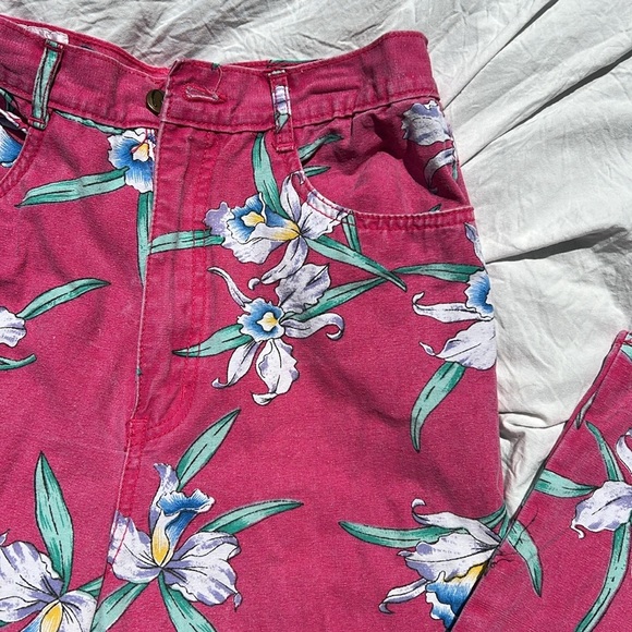 Vintage Rodeo Floral Pink High-Waisted Mom Jeans - Picture 4 of 5